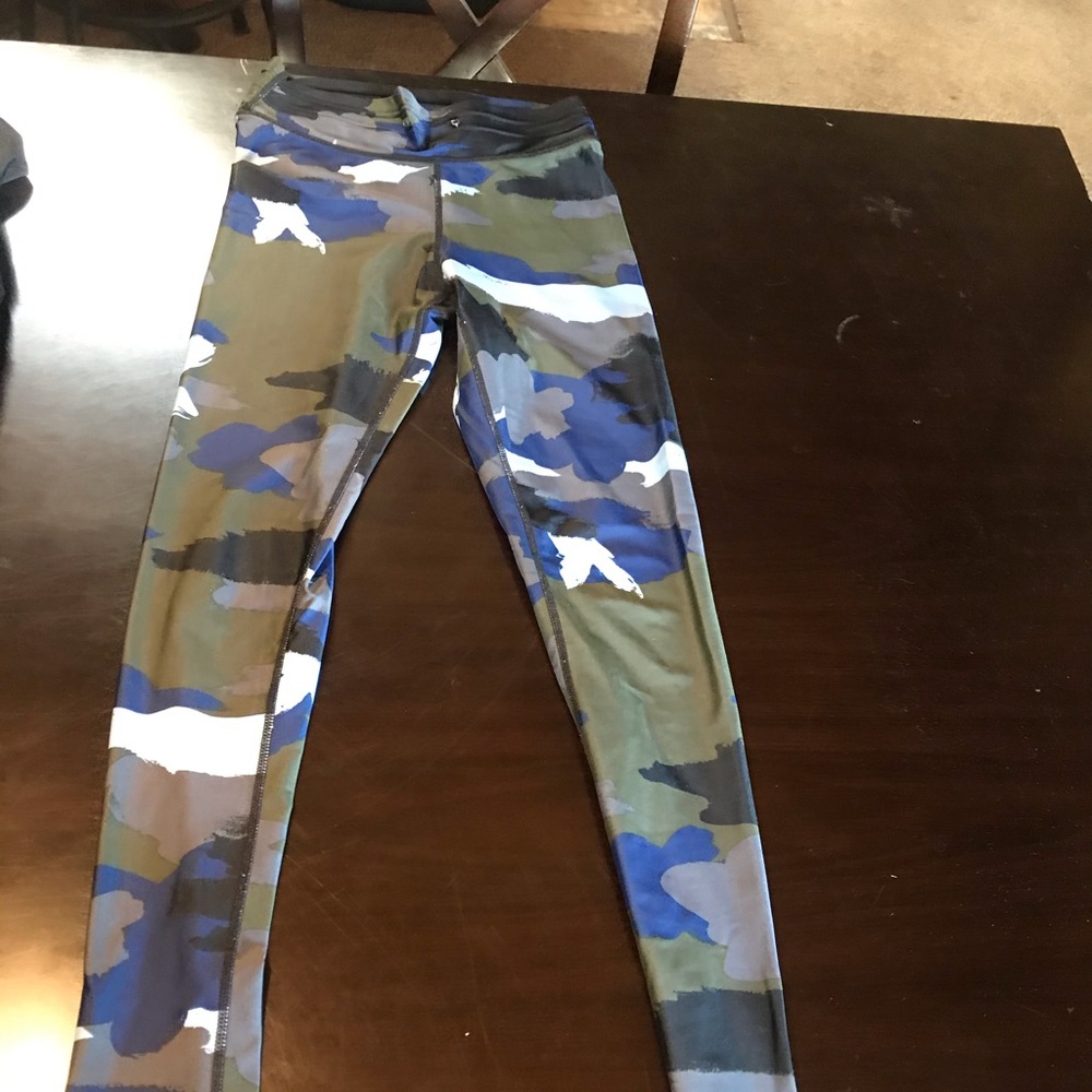 “The Upside” leggings